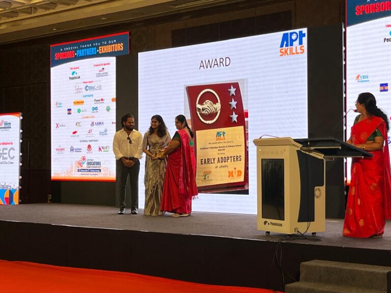Mrs.Radhaa Priya, Director of BHARATH VIDYA MANDIR SENIOR SECONDARY SCHOOL [CBSE], ILANJI has been bestowed with the prestigious uKiddiy PRIME MOVERS Award.